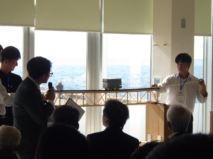 載荷試験の様子