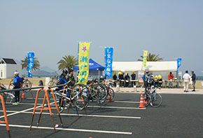 大三島橋へ向かって走行中