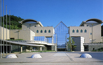 徳島県立近代美術館