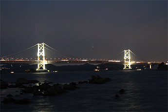 写真：大鳴門橋ライトアップ