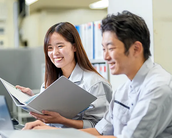 人材育成　HUMAN RESOURCES DEVELOPMENT