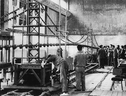 土木研究所での震動実験