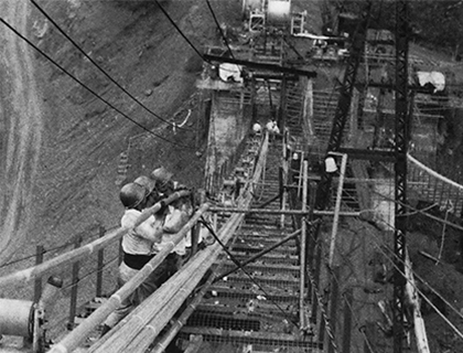 ケーブル架設の実橋調査