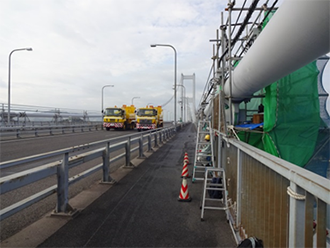 Investigation with loading vehicles on the Kurushima-Kaikyo Bridges
