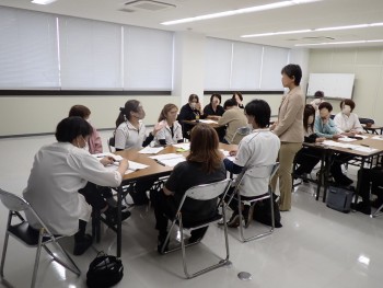 外部講師による接遇研修