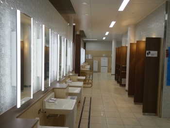 淡路SA女性サブトイレ施設・内装(E28 神戸淡路鳴門自動車道)