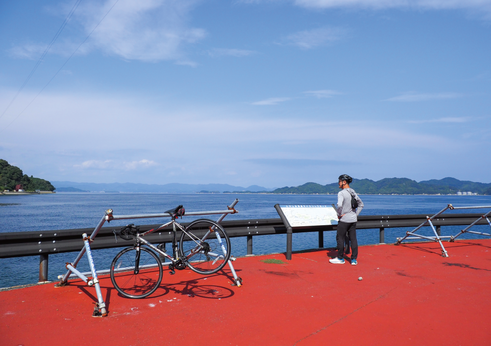 海岸線サイクリング休憩所（大崎下島）