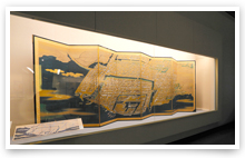 江戸時代前期の高松城とその城下町の景観を描いた《高松城下図屏風》
