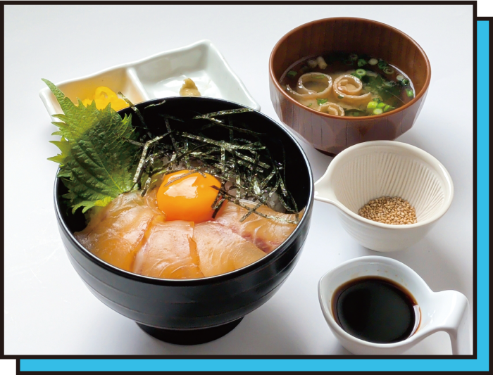 【愛媛県産真鯛丼】※数量限定 愛媛県産真鯛の漬けを使用した贅沢な丼。	しっかりと染み込んだ旨みと、上品な味わいが楽しめる一品。（1,800円）