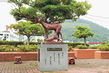 与謝野晶子歌碑