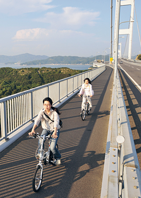 自分の体力に合った自転車をレンタルして、しまなみ海道へ