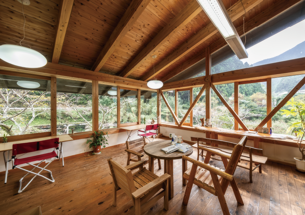 馬路村ふるさとセンター まかいちょって家