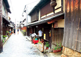 江戸時代の薫る通りと「太田家住宅」