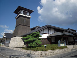 やかげ郷土美術館